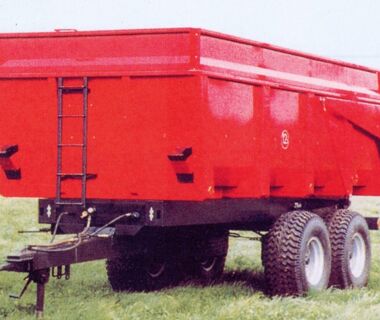 Anhänger / Dungstreuer
